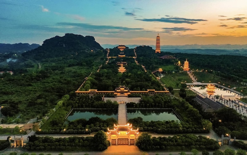TOUR 1N | HÀ NỘI - CHÙA BÁI ĐÍNH - KDL SINH THÁI TRÀNG AN - HÀ NỘI