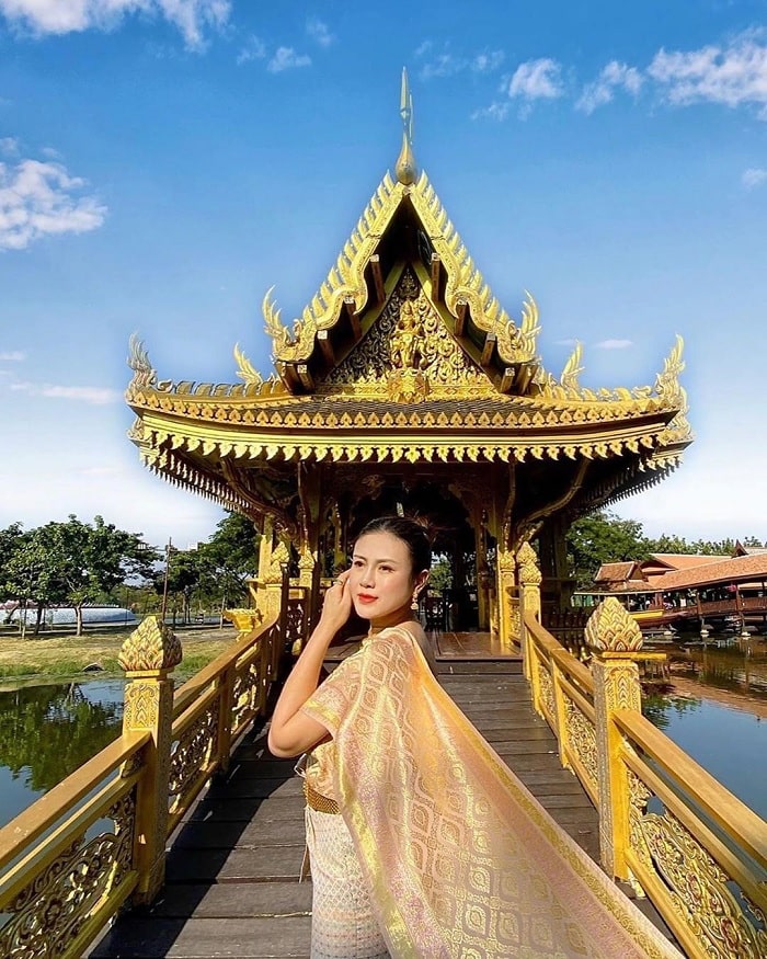 TOUR 5N4D| TP.HCM - MUANG BORAN -BUFFET DU THUYỀN  ( Bay Vietnam Airlines)