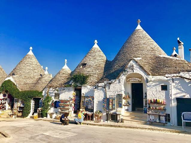 11N10Đ | HÀ NỘI - MIỀN NAM Ý – BALKAN MIỀN NAM Ý – ALBANIA – MONTENEGRO - CROATIA – SLOVENIA (BAY Turkish Airlines)